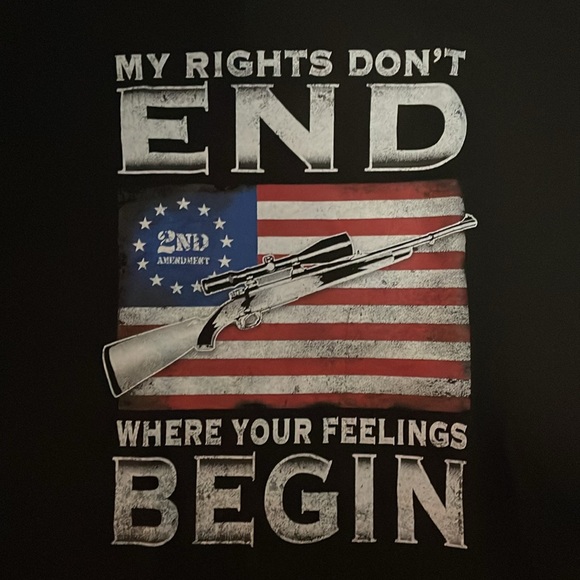 Men’s T preloved - Picture 2 of 3